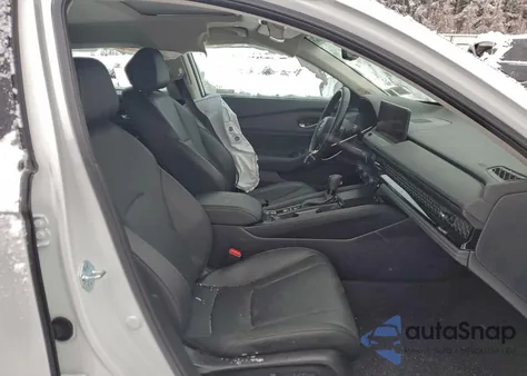 2025 Honda Accord Hybrid Exl z USA, uszkodzony, nr VIN 1HGCY2F67SA013209